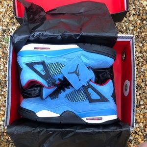 Traviss Scott Jordan Retro 4